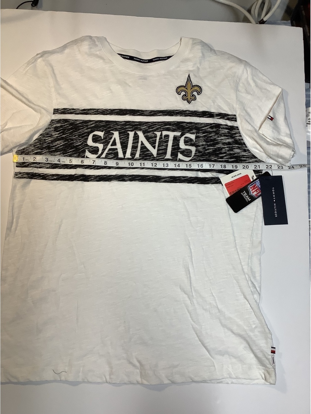 Tommy Hilfiger NFL New Orleans Saints White Graphic T-Shirt Large